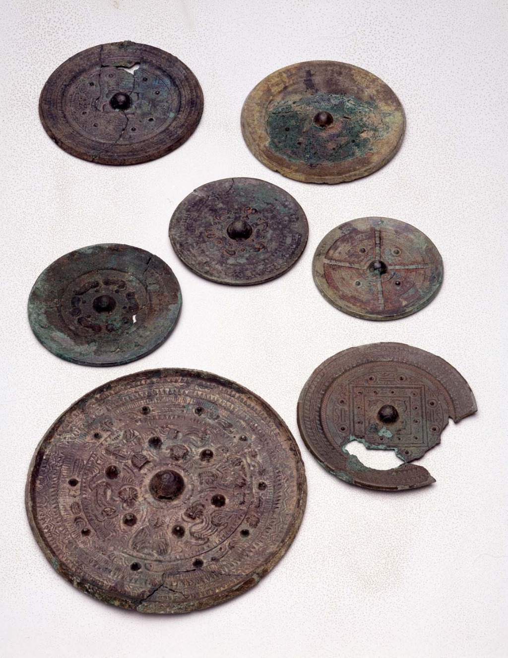 Unearthed objects from the Saitobaru Burial Mounds